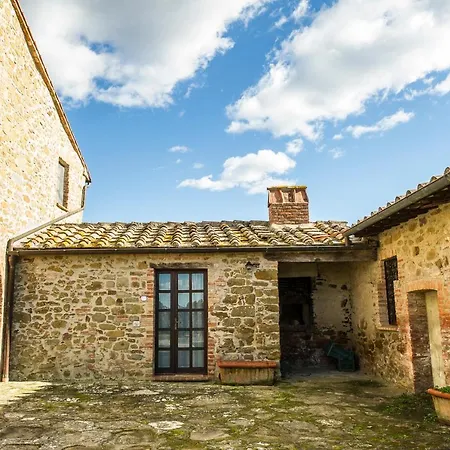 Borgo Montemaggiore * Rapolano Terme