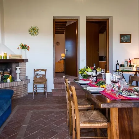 Borgo Montemaggiore Agroturismo Rapolano Terme